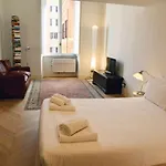 Timeless Elegance In Trastevere